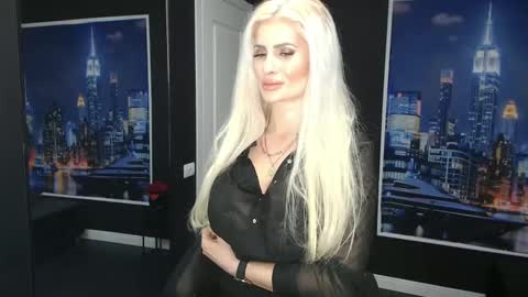 laras_moans online show from 02.23.25