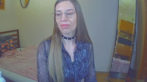 Snapshot of larawintersxxx chatting on 02.23.25 larawintersxxx online show from 02.23.25
