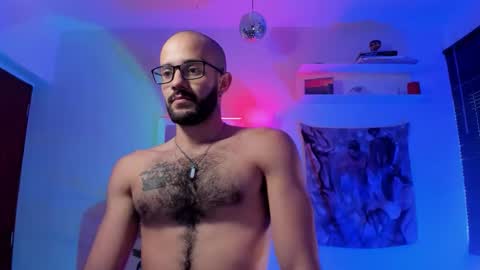 Snapshot of larry_stewart chatting on 11.17.25 larry_stewart online show from 11.17.25