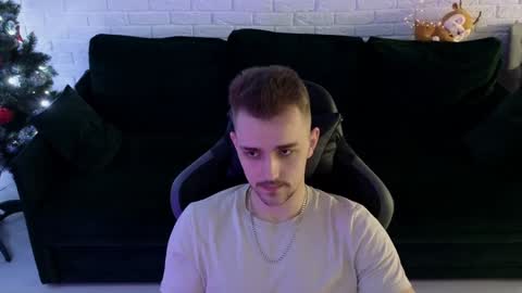 Snapshot of larstar01 chatting on 01.07.25 Lars online show from 01.07.25