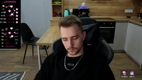 Snapshot of larstar01 chatting on 01.15.25 Lars online show from 01.15.25