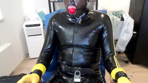 Snapshot of latexslaafboy2 chatting on 12.03.24 latexslaafboy online show from 12.03.24