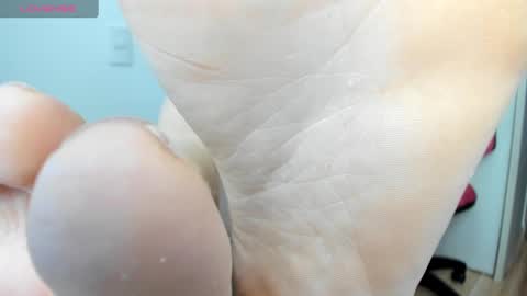 Snapshot of latin__curly chatting on 12.12.24 Afrodita online show from 12.12.24