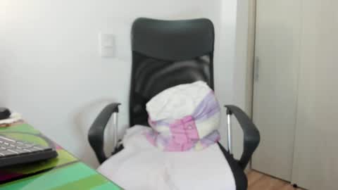 Snapshot of latin__curly chatting on 09.29.25 Afrodita online show from 09.29.25