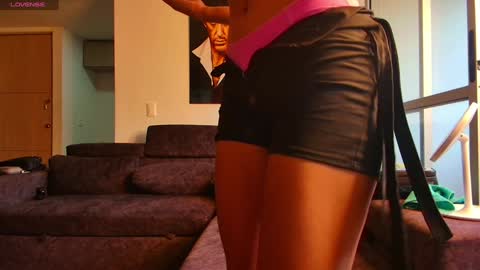 Snapshot of latin_couple77 chatting on 01.07.25 Sara y Andy online show from 01.07.25