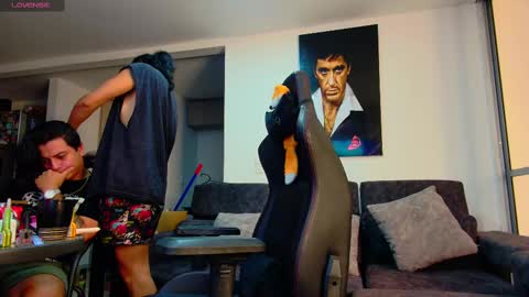 Snapshot of latin_couple77 chatting on 03.04.25 Sara y Andy online show from 03.04.25