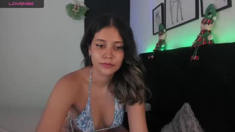 Snapshot of latina_col chatting on 12.07.24 Hanna  online show from 12.07.24