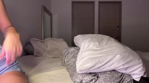 Hi -  online show from 02.14.25