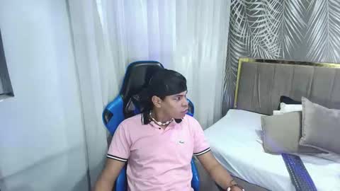 Snapshot of latingentx_vc chatting on 11.08.25 latingentx vc online show from 11.08.25