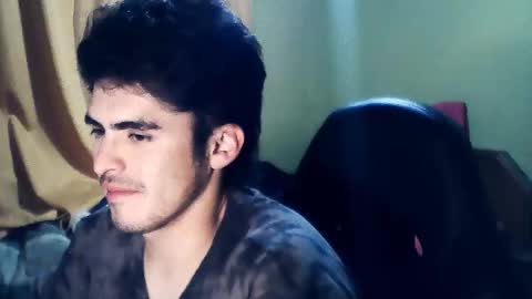 Snapshot of latinn_babe chatting on 11.17.25 latinn_babe online show from 11.17.25