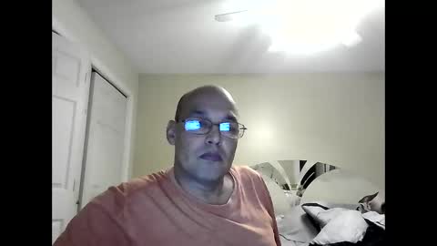 Snapshot of latinoinfla chatting on 12.16.24 latinoinfla online show from 12.16.24