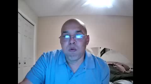 Snapshot of latinoinfla chatting on 02.02.25 latinoinfla online show from 02.02.25