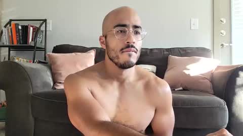 Snapshot of latinomixedbbc chatting on 03.10.25 latinomixedbbc online show from 03.10.25