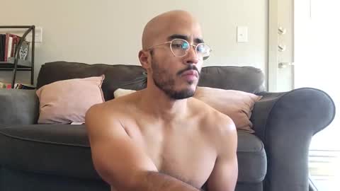 Snapshot of latinomixedbbc chatting on 03.10.25 latinomixedbbc online show from 03.10.25