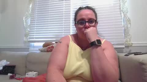 Snapshot of laulauma chatting on 12.17.24 LauLauMa online show from 12.17.24
