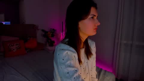 Laura online show from 12.31.24