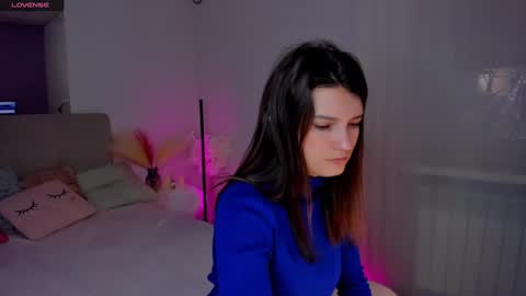 Laura online show from 02.02.25