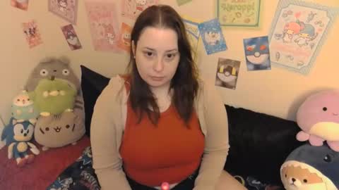 Snapshot of laurachan chatting on 12.25.24 LauraChan online show from 12.25.24