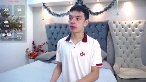 Snapshot of lawford_mike chatting on 12.15.24 Mike online show from 12.15.24