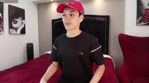 Snapshot of lawford_mike chatting on 03.08.25 Mike online show from 03.08.25