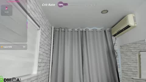 Snapshot of lea_shadom chatting on 10.04.25 Lea online show from 10.04.25