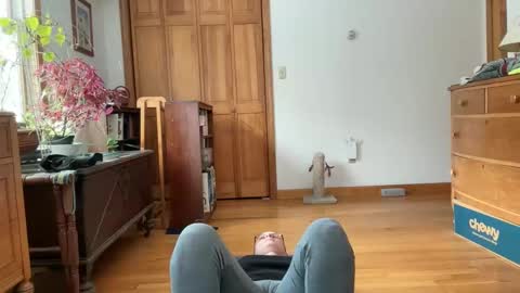 Snapshot of leahwilde chatting on 02.09.25 Lee online show from 02.09.25