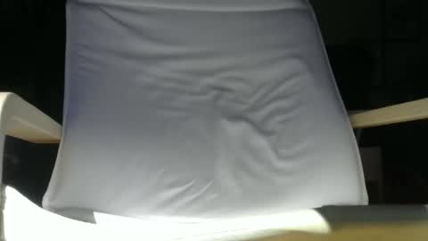 Snapshot of ledevil chatting on 10.04.25 ledevil online show from 10.04.25