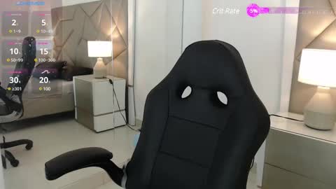 Snapshot of leethompson_ chatting on 02.12.25 Leet  online show from 02.12.25