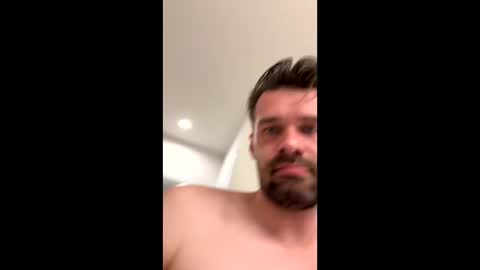 Snapshot of leexxx_69 chatting on 10.26.25 leexxx_69 online show from 10.26.25