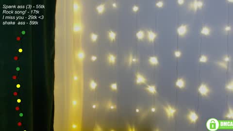 Snapshot of leia_bell chatting on 01.24.25 hey Im Leia and I love rock online show from 01.24.25