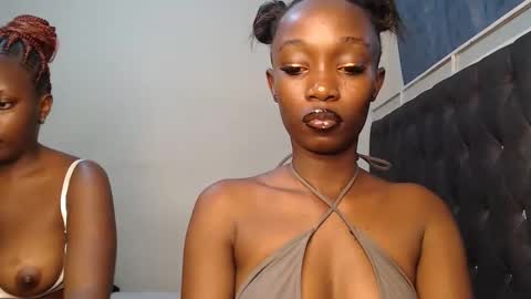 leighton_blake online show from 11.18.25