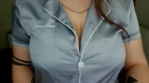 Leila online show from 11.12.25