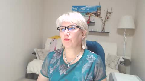 Leila Kinky online show from 12.04.24