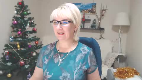 Leila Kinky online show from 12.21.24