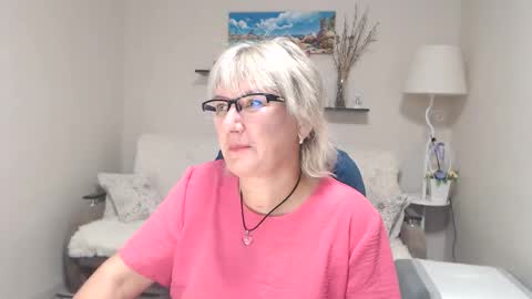 Leila Kinky online show from 09.30.25