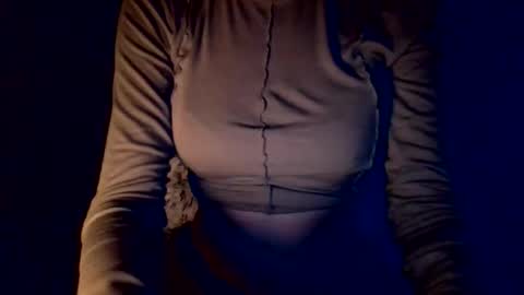 Snapshot of leilameow97 chatting on 09.28.25 LeilaMeow97 online show from 09.28.25