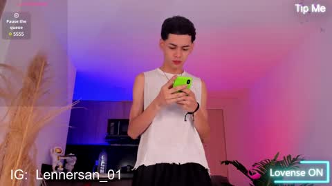 Snapshot of lennercollins_ chatting on 02.01.25 Lenner INDEPENDENT MODEL online show from 02.01.25