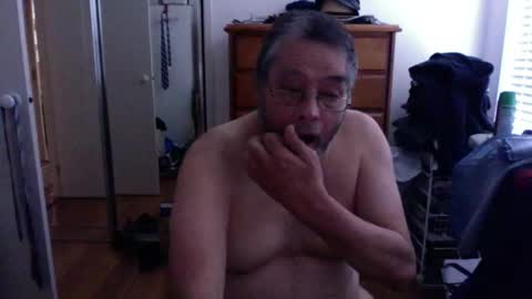 Snapshot of lennyfife chatting on 12.16.24 Pussylicker online show from 12.16.24