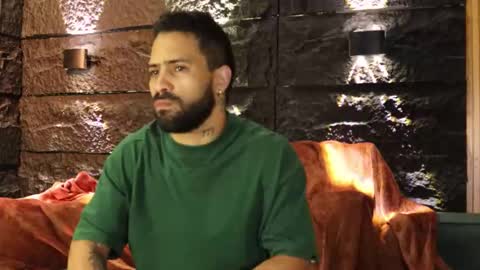 Leo  Diaz online show from 10.19.25