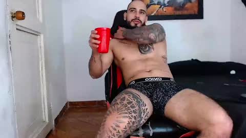 Snapshot of leonidas_k18 chatting on 12.21.24 ANDRES online show from 12.21.24