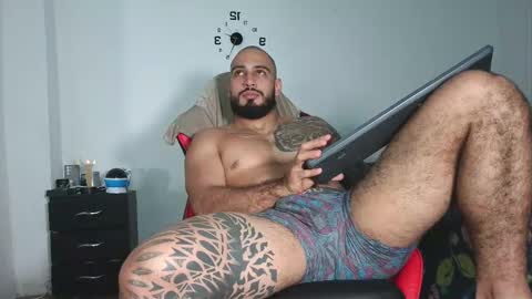 Snapshot of leonidas_k18 chatting on 09.08.25 ANDRES online show from 09.08.25