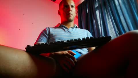 Snapshot of leonnardojaramillo chatting on 02.06.25 Lenardo jaramillo online show from 02.06.25