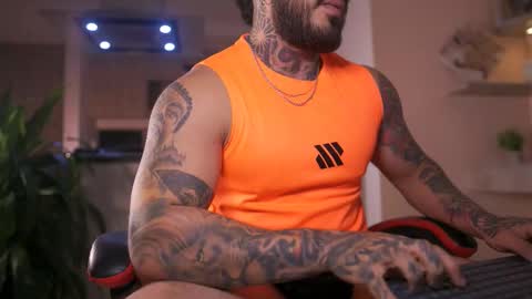 Snapshot of leosalvatore_ chatting on 10.17.25 Leo Salvatore online show from 10.17.25
