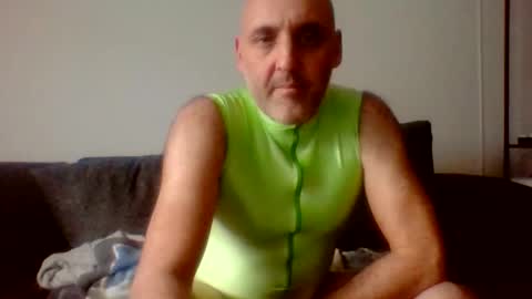 Snapshot of leotardox chatting on 11.15.25 Leotardo online show from 11.15.25