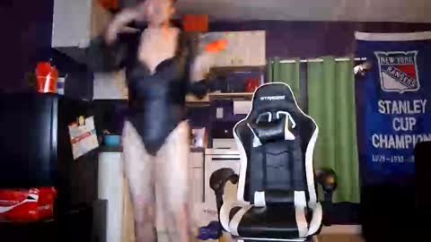 Snapshot of leppard6148 chatting on 11.05.25 Keith online show from 11.05.25