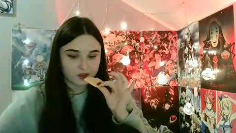 Snapshot of leraaa72 chatting on 12.06.24 little secret online show from 12.06.24