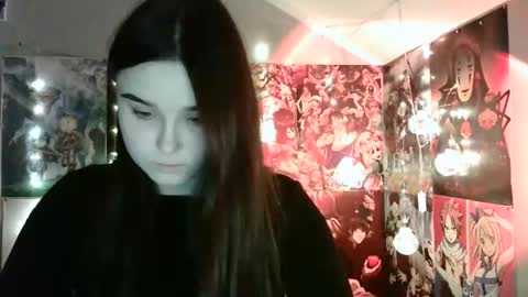 Snapshot of leraaa72 chatting on 12.21.24 little secret online show from 12.21.24