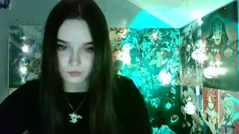 Snapshot of leraaa72 chatting on 12.21.24 little secret online show from 12.21.24