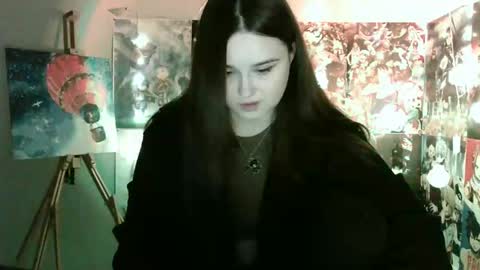 Snapshot of leraaa72 chatting on 01.06.25 little secret online show from 01.06.25