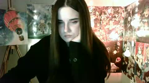 Snapshot of leraaa72 chatting on 01.13.25 little secret online show from 01.13.25